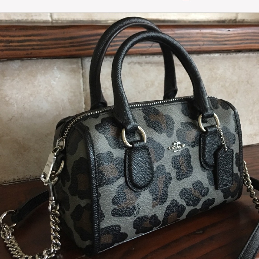 Coach mini bennett handbag nwot!